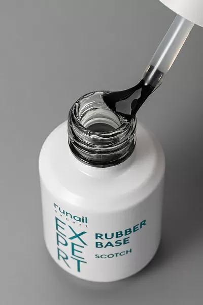 База Rubber base scotch Runail Expert №116, 18 мл флакон